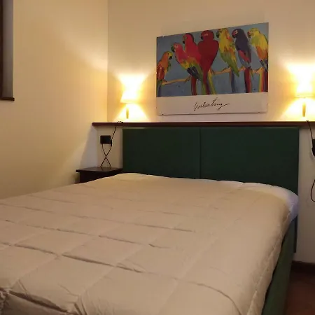 Casa Antico Borgo レンノ